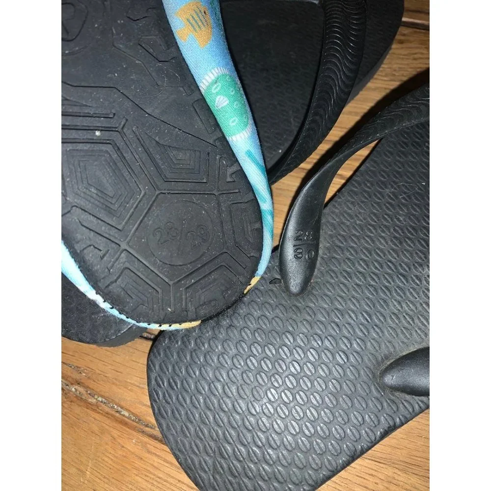 Kids boys child size 10 summer shoes swim sock flipflop bundle